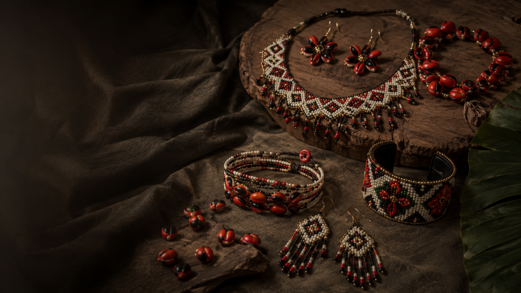 Collares y accesorios artesanales amazónicos